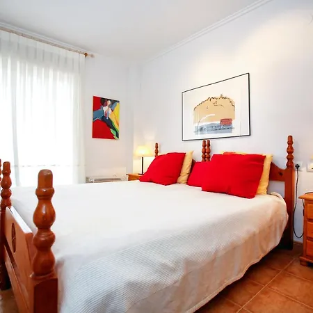 Poseidon Apartment *